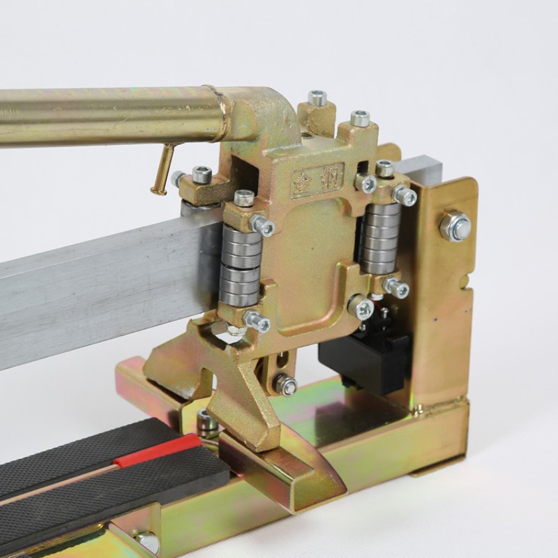 Profesjonalna ręczna przecinar – Industrial Laser Guide recenzja i cena